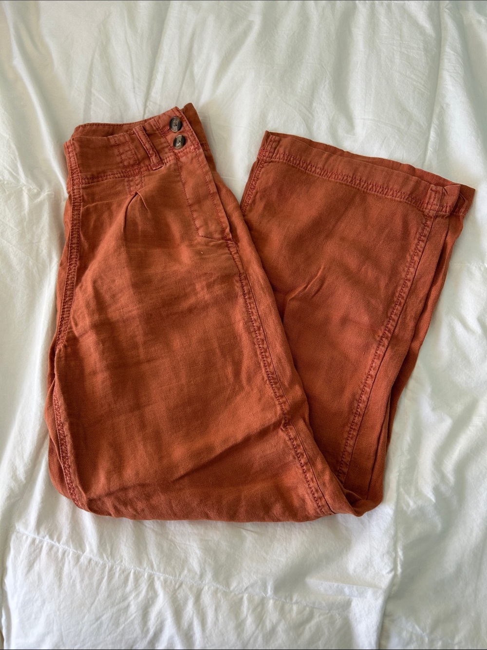 American Eagle Outfitters Rust Orange Capris